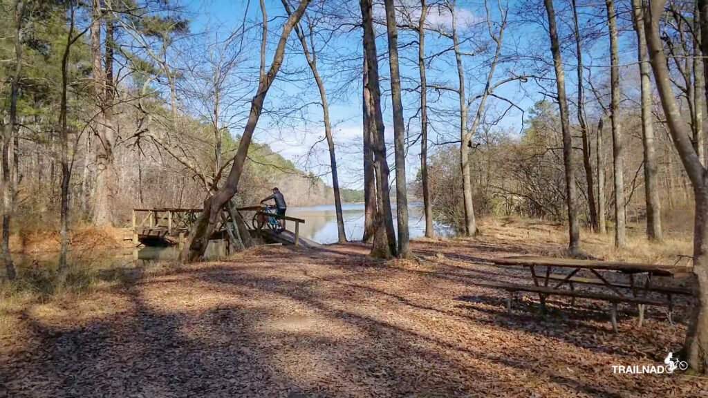 The lake by the campground at Oak Mountain State Park